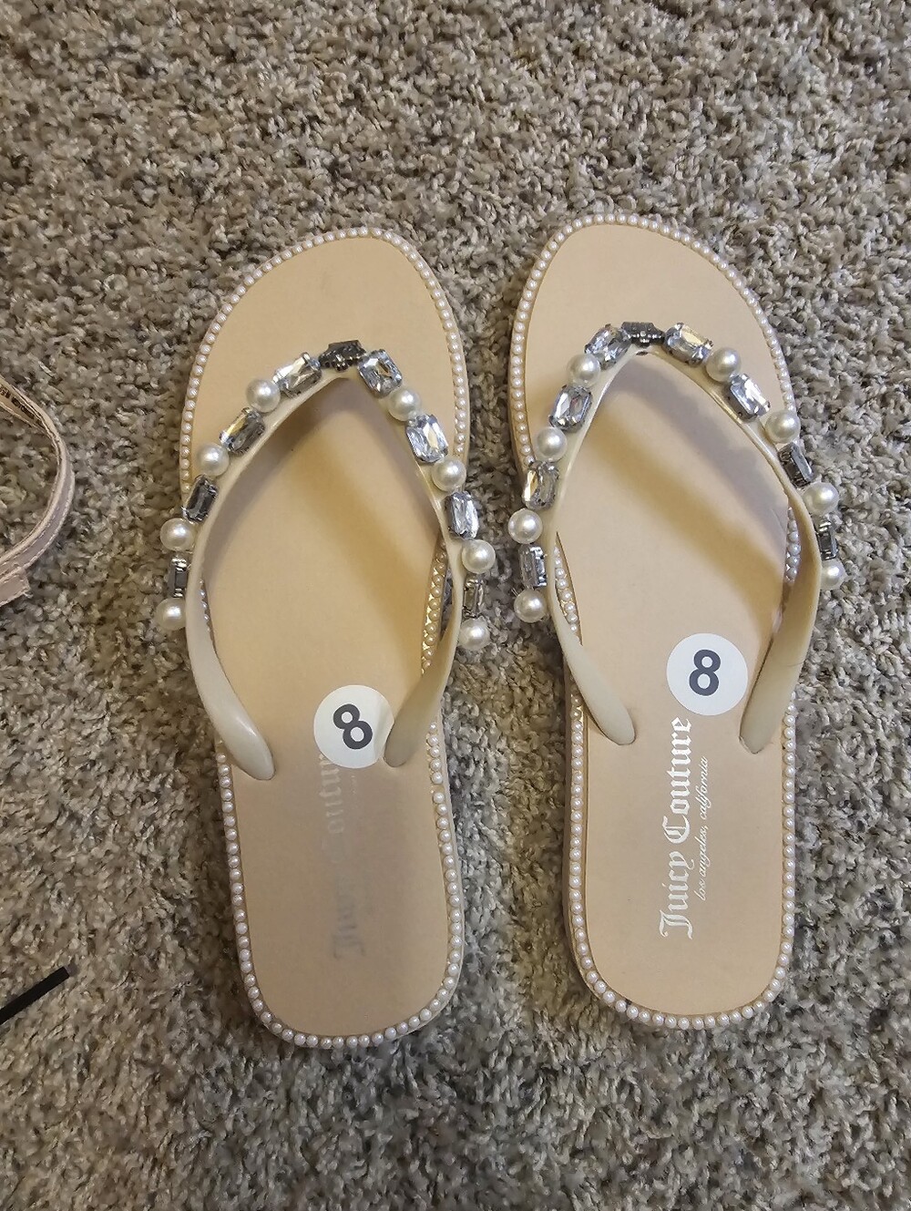 Juicy Couture Flip Flops Sz8